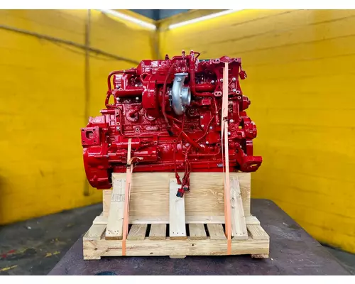 CUMMINS ISB6.7 Engine Assembly