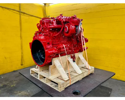 CUMMINS ISB6.7 Engine Assembly