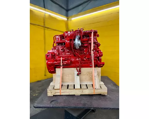 CUMMINS ISB6.7 Engine Assembly