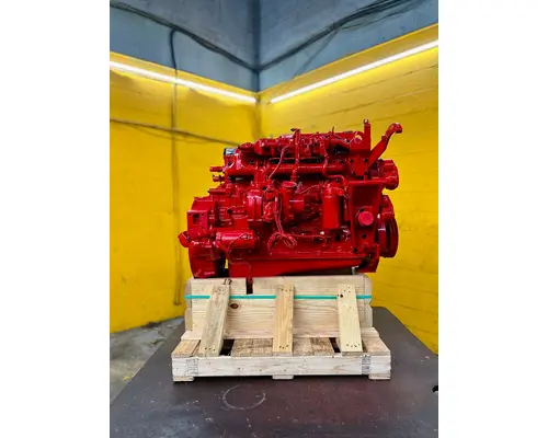 CUMMINS ISB6.7 Engine Assembly