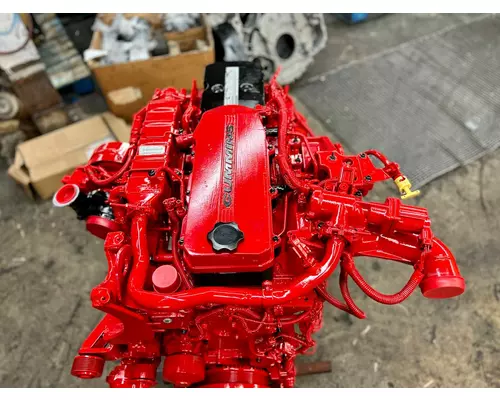 CUMMINS ISB6.7 Engine Assembly