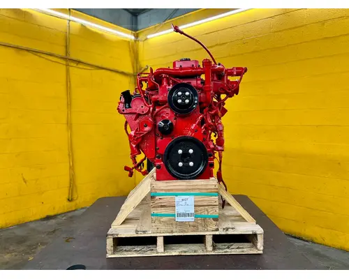 CUMMINS ISB6.7 Engine Assembly