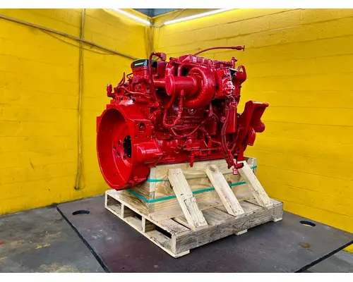 CUMMINS ISB6.7 Engine Assembly
