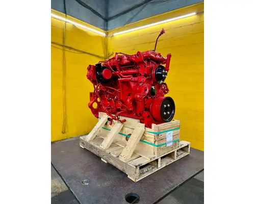 CUMMINS ISB6.7 Engine Assembly