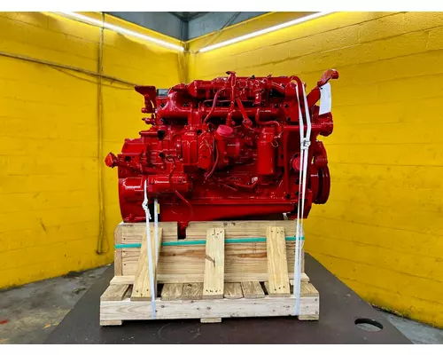 CUMMINS ISB6.7 Engine Assembly