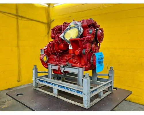 CUMMINS ISB6.7 Engine Assembly