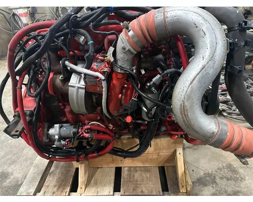 CUMMINS ISB6.7 Engine Assembly