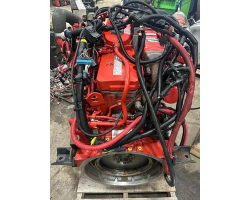 CUMMINS ISB6.7 Engine Assembly