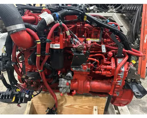 CUMMINS ISB6.7 Engine Assembly