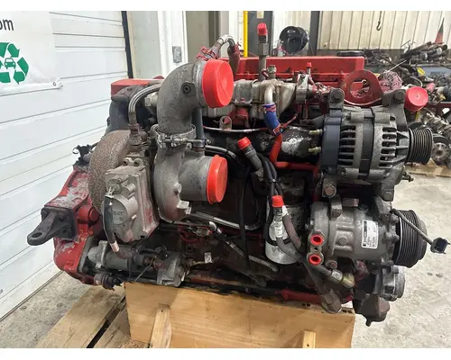 CUMMINS ISB6.7 Engine Assembly