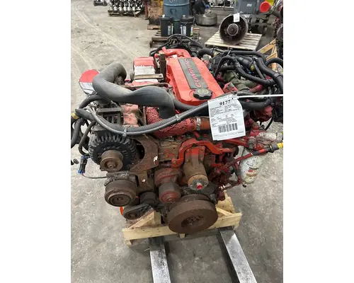 CUMMINS ISB6.7 Engine Assembly