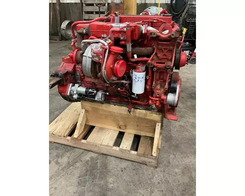 CUMMINS ISB6.7 Engine Assembly