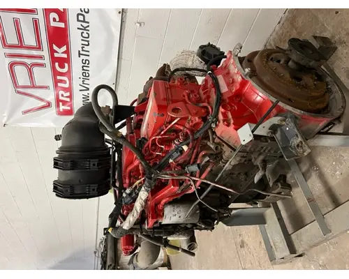 CUMMINS ISB6.7 Engine Assembly