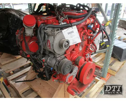 CUMMINS ISB6.7 Engine Assembly