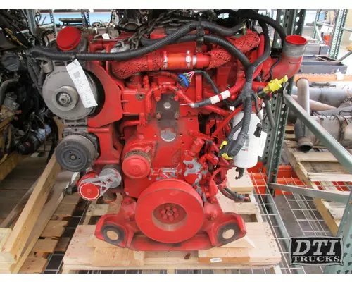 CUMMINS ISB6.7 Engine Assembly