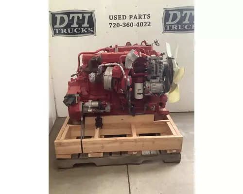 CUMMINS ISB6.7 Engine Assembly