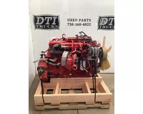 CUMMINS ISB6.7 Engine Assembly