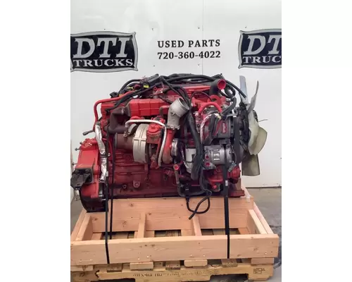 CUMMINS ISB6.7 Engine Assembly