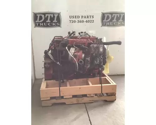 CUMMINS ISB6.7 Engine Assembly