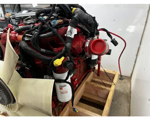CUMMINS ISB6.7 Engine Assembly