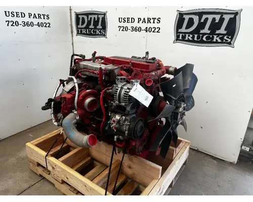 CUMMINS ISB6.7 Engine Assembly