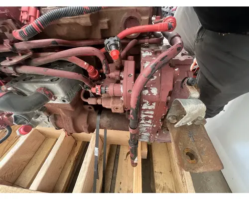 CUMMINS ISB6.7 Engine Assembly