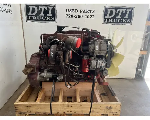 CUMMINS ISB6.7 Engine Assembly