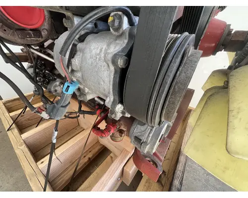 CUMMINS ISB6.7 Engine Assembly
