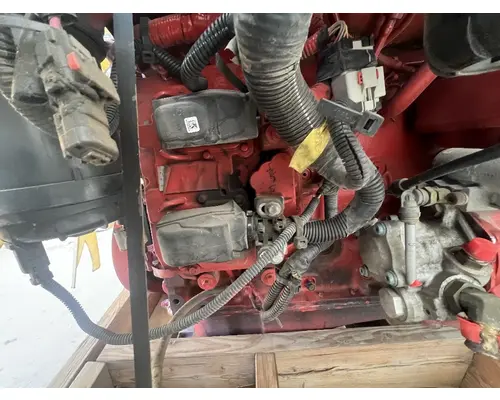 CUMMINS ISB6.7 Engine Assembly