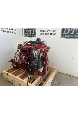 CUMMINS ISB6.7 Engine Assembly