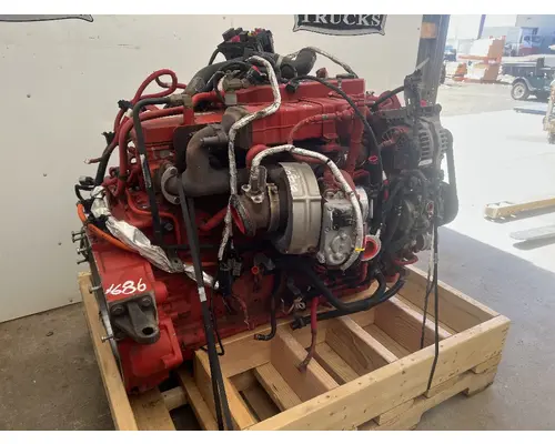 CUMMINS ISB6.7 Engine Assembly