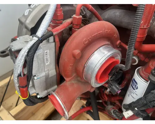 CUMMINS ISB6.7 Engine Assembly