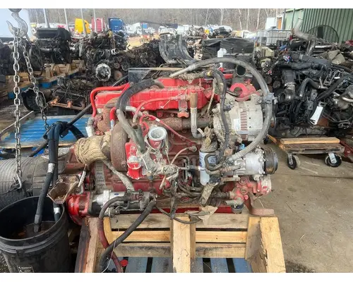 CUMMINS ISB6.7 Engine Assembly
