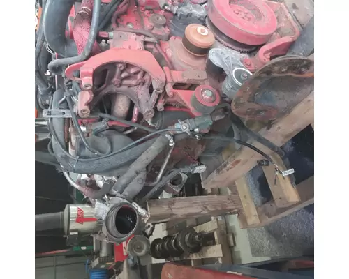 CUMMINS ISB6.7 Engine Assembly