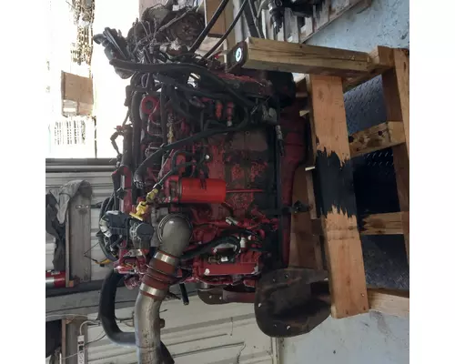 CUMMINS ISB6.7 Engine Assembly