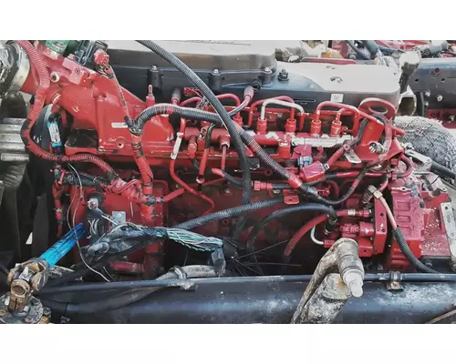 CUMMINS ISB6.7 Engine Assembly