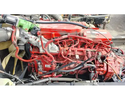 CUMMINS ISB6.7 Engine Assembly