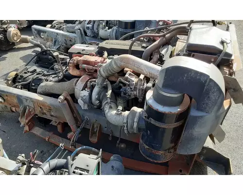 CUMMINS ISB6.7 Engine Assembly