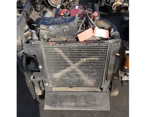CUMMINS ISB6.7 Engine Assembly