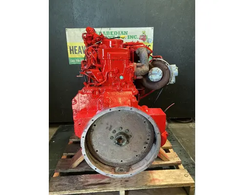 CUMMINS ISB6.7 Engine Assembly