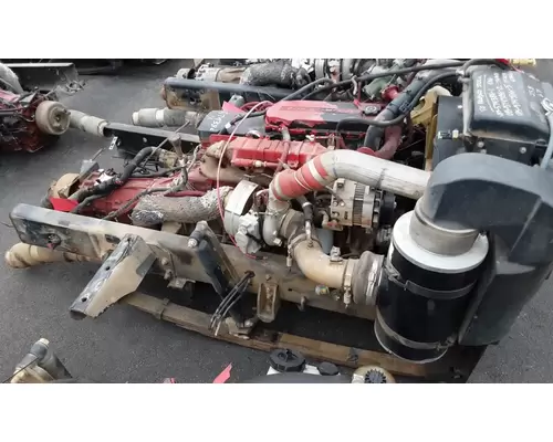 CUMMINS ISB6.7 Engine Assembly
