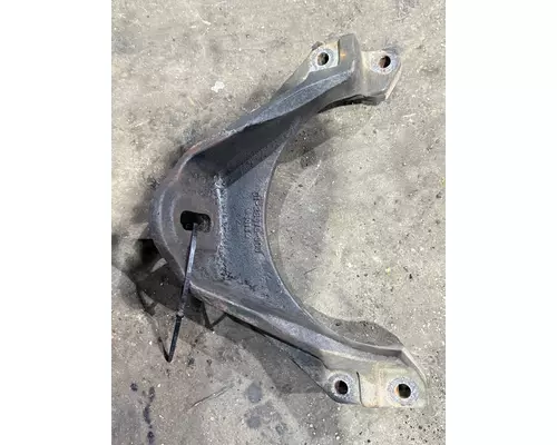 CUMMINS ISB6.7 Engine Mounts