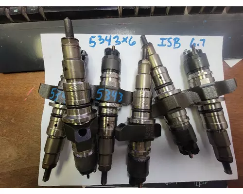 CUMMINS ISB6.7 Fuel Injector