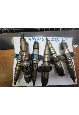 CUMMINS ISB6.7 Fuel Injector