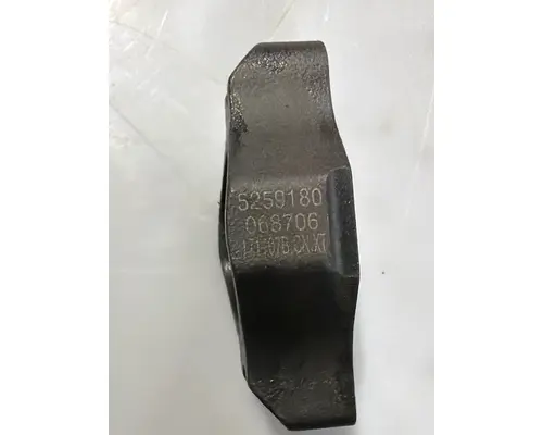 CUMMINS ISB6.7 Fuel Injector