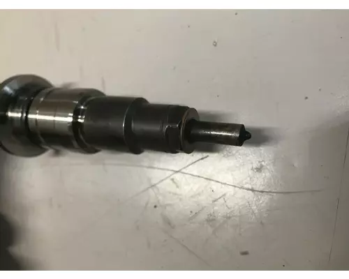 CUMMINS ISB6.7 Fuel Injector