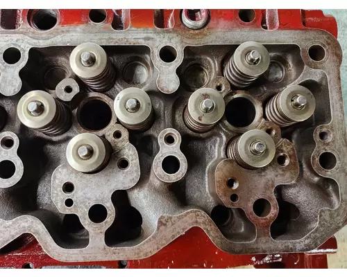 CUMMINS ISB Cylinder Head