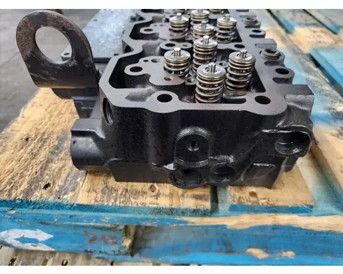 CUMMINS ISB Cylinder Head