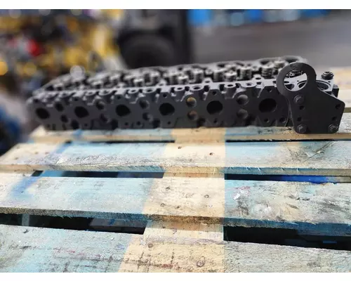 CUMMINS ISB Cylinder Head