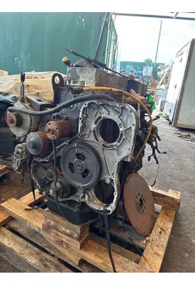 CUMMINS ISC 8.3 300 hp Engine Assembly